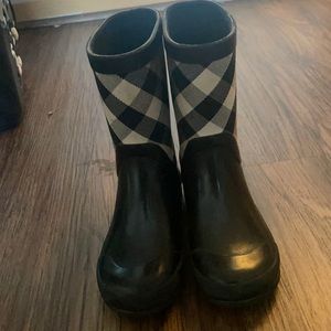 Kids Burberry boots